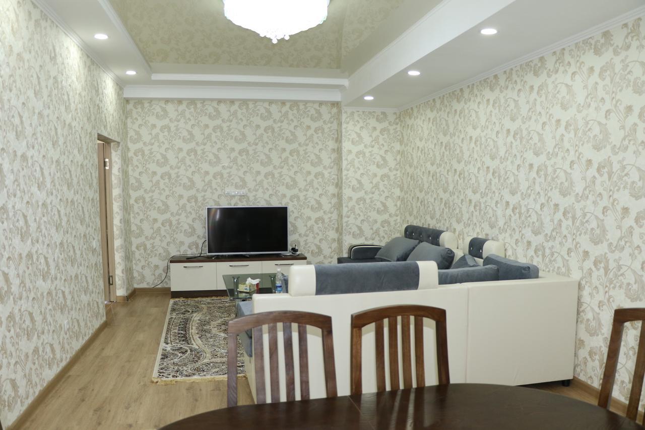 Hotel Apartment Al-Salam บิชเคก ภายนอก รูปภาพ
